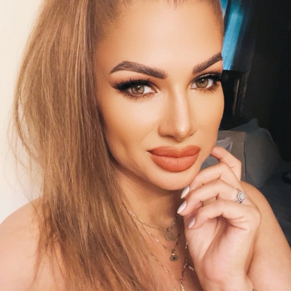 msqueenbee74